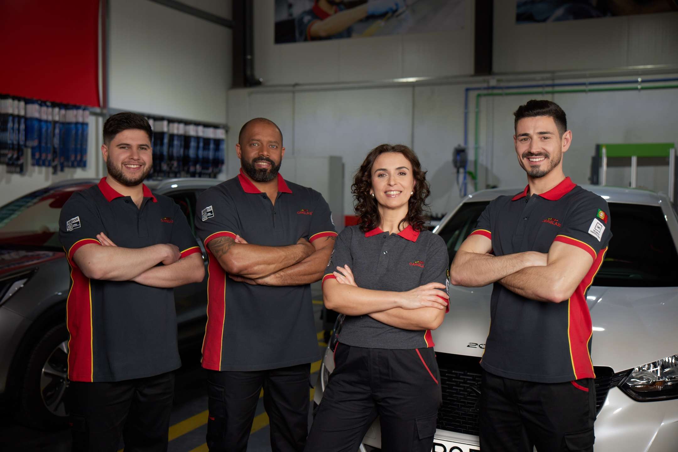 Carglass Portugal technicians in a branch
